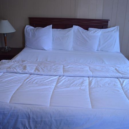 Parkview Motel Гуэлф Экстерьер фото